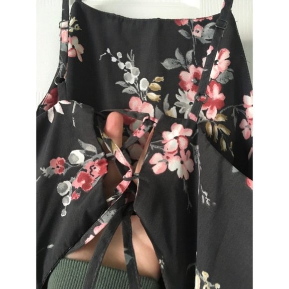Open Back High Neck Floral A Line Dress - Picture 5 of 6